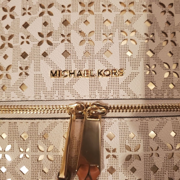 (SOLD) Michael Kors Rhea Backpack - Picture 6 of 8